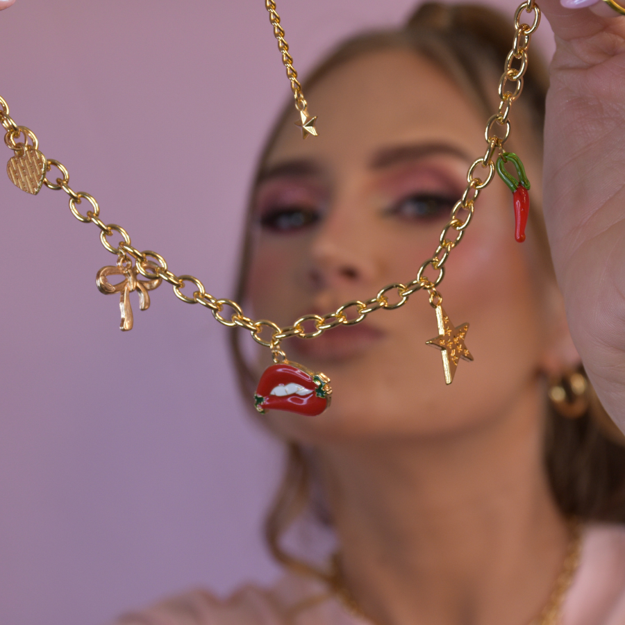 C labios rojos