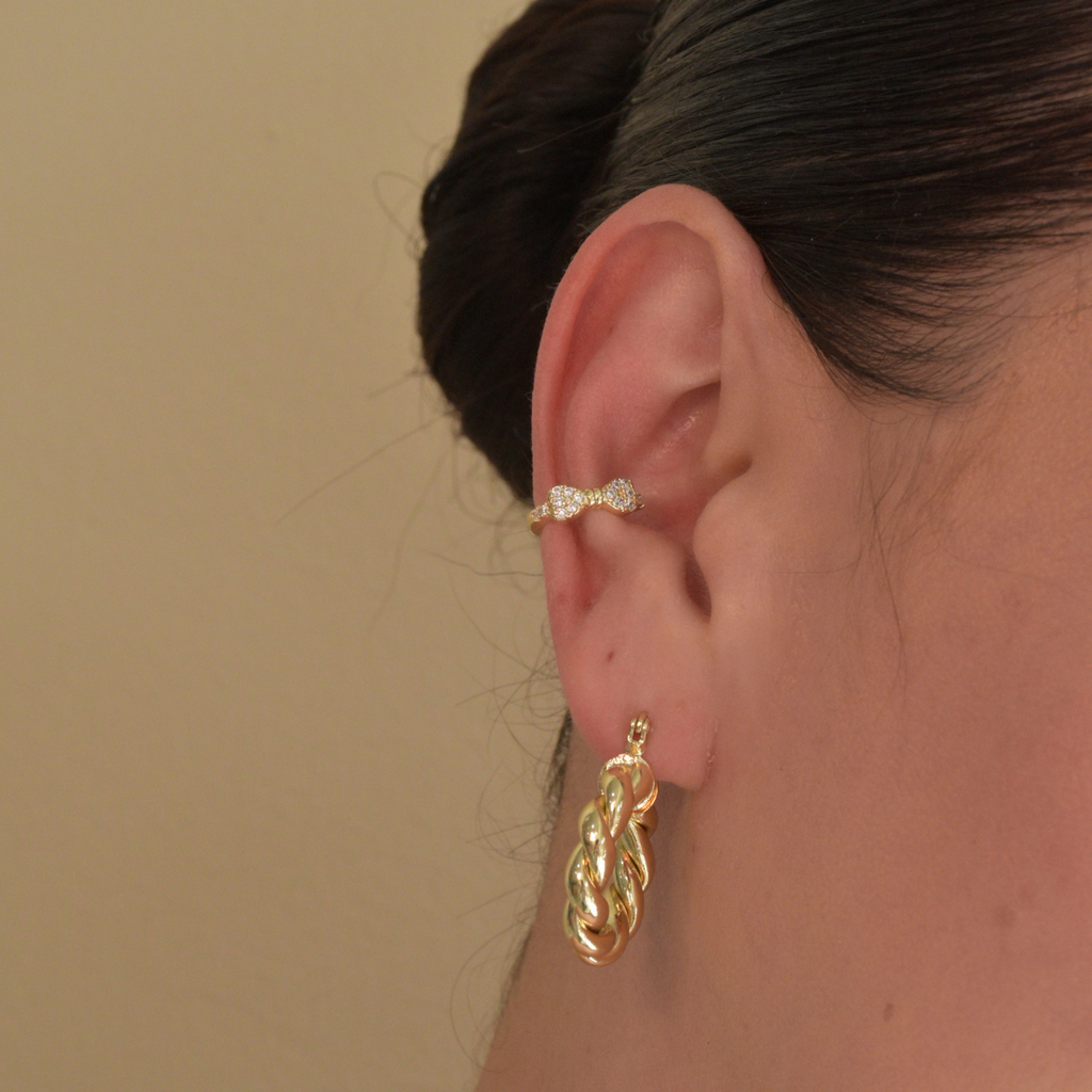 Ear moñito