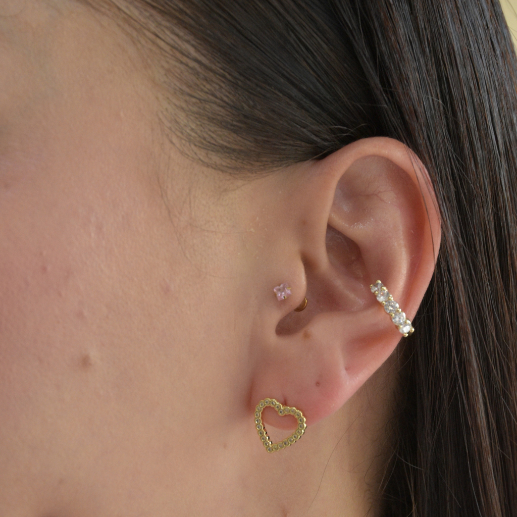 Ear tenis